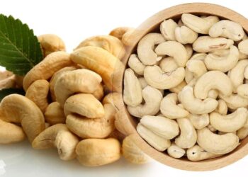10 Incredible Cashew Nut Benefits in Telugu
